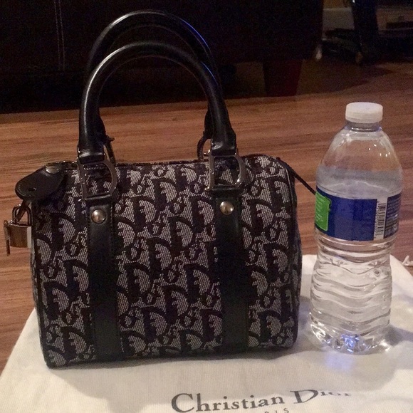 SOLD ‼️. 💯 % Authentic Dior MINI Boston bag - Picture 8 of 8